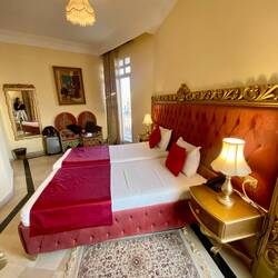 Royal Victoria Hotel