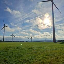 Die Ortschaften hier in der Eifel, werden am Windparkertrag beteiligt!👍