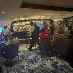 Die ganze Crew bedankt sich bei den geilen Gästen