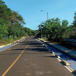Super gute Straße mit Radlweg