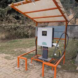 Selbst in Nepal scheint der Infrastrukturausbau für die E-Mobilität schneller zu funktionieren