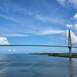 Jetzt sind wir im Panamakanal