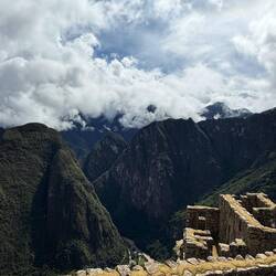 ...die Sonne geht zwar immer noch hier auf... ...aber der Condor weicht dem Stimmengewirr der Touris