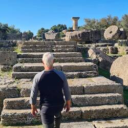 Treppenaufgang zum Zeus-Tempel... leider gesperrt