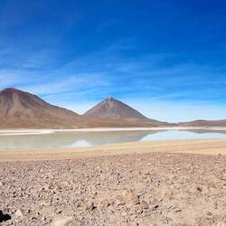 Laguna Verde/ Blanca (heute aber nicht grün, nur bei Wind, der die Sedimente aufwirbelt)