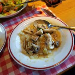 Mushrooms with onions fried in butter sauce. My inner hobbit is happy.
