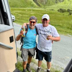 Mit Wanderschuhen!!!