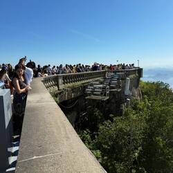 ...und alle zusammen für Instagram&Co....bis die Akkus glühen...