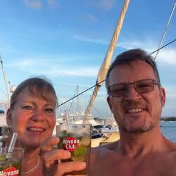 gel. ein Sundowner, heute mal Rumpunsch, muss drin sein