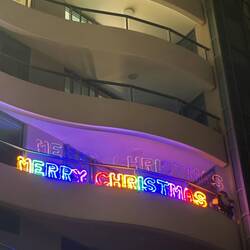 die Aussies mögens bunt