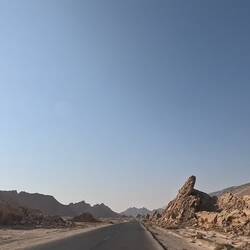 The epic ride in between the Zagros Mountains and the Gulf of Persia