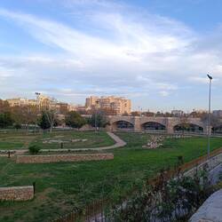 Park v bivši strugi Turie