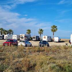 Stellplatz ganz schön voll.