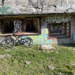 Alter Bunker bei Les Praz