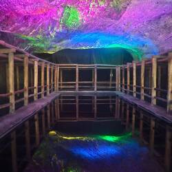 Oben Salzdecke, unten Wasserbad, ein schöner Spiegeleffekt 🪞