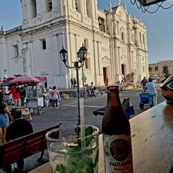 Mojito und Paulaner Weißbier