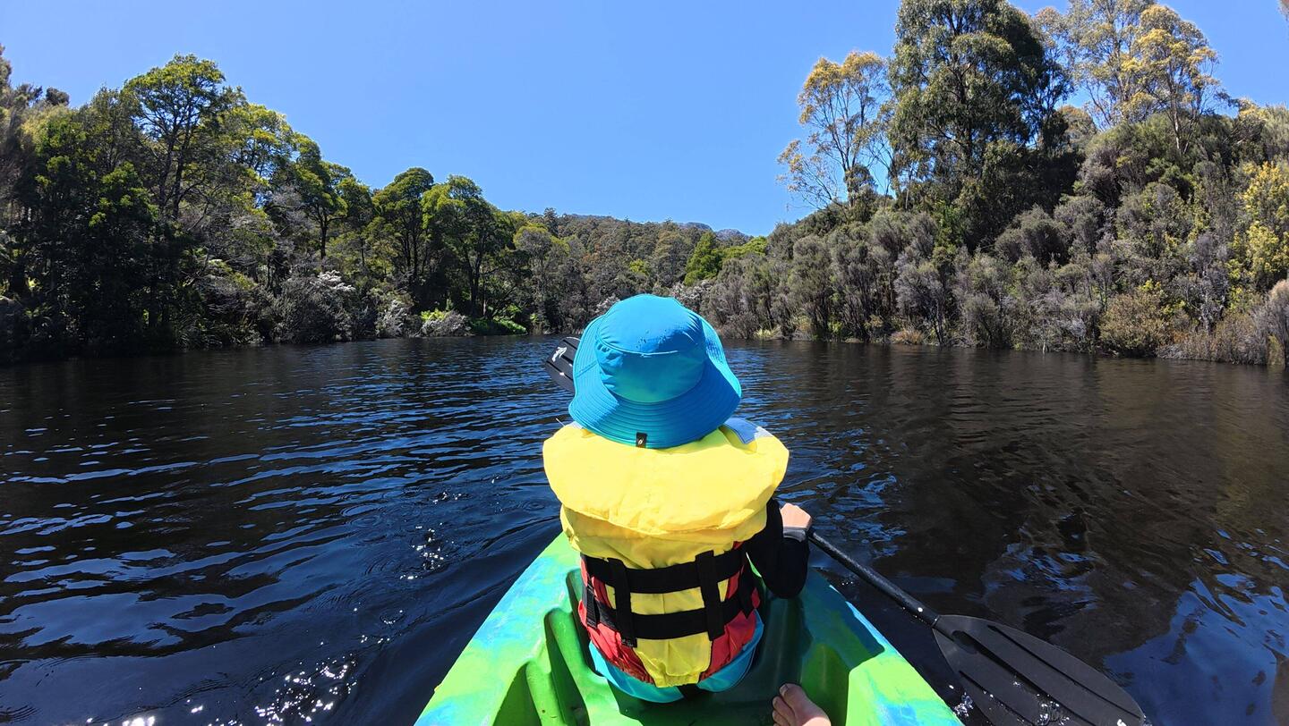 Beautiful sunny day, perfect for kayaking😄