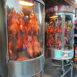 Ob's denen nicht schwindelig wird? 🤔