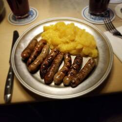 Nurnburg Brots are said to have been made to fit through a prison keyhole.