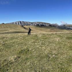 Über Weiden geht es über den Stand Richtung Seebergsee