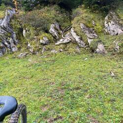 Und danach verliert sich der Weg zwischen den Felsen