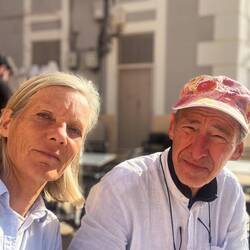 Arrival after a long morning nap (after our 17h navigation) in Cartagena !