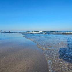 Der Strand und das Wasser sind echt schön hier. Und vor allem sehr sauber.