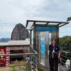 Wer mit Silvia unterwegs ist, lernt Schleichwege, VIP-Wege und Vermeidung der Massen kennen.