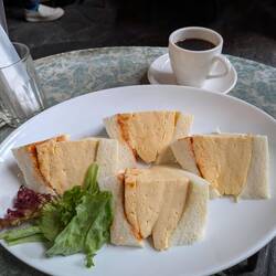 Egg sando lunch before visit