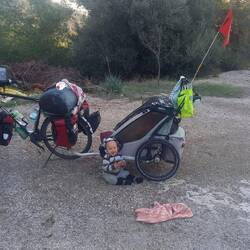 Attente du reste de la troupe au col.