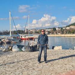 Warten auf die Fähre in Igoumenitsa