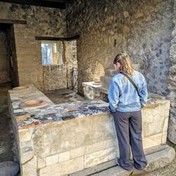 Thermopolium (basically fast food joints back then)