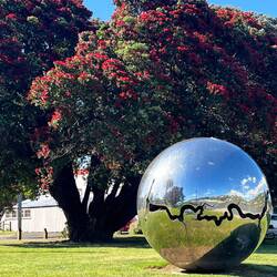 Pohutukawa Baum oder neuseeländischer Weihnachtsbaum