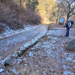 A treacherous bit of path and I was surprised not to land on my butt