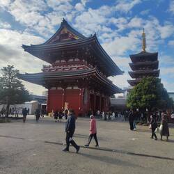  Sensō-ji Tempel