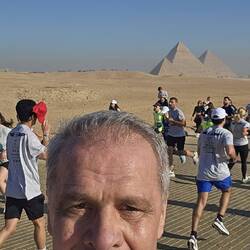 Da sind sie wieder, die Geometrischen Gruften.