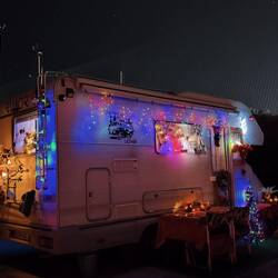 Das weihnachtsmobil in seiner vollen Pracht