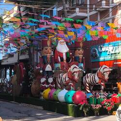 Der Weihnachtsmann im Anmarsch