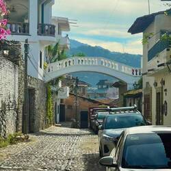 Die Brücke von Liz Taylor & Richard Burton