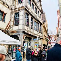 Pequeña ciudad, enorme espíritu navideño.