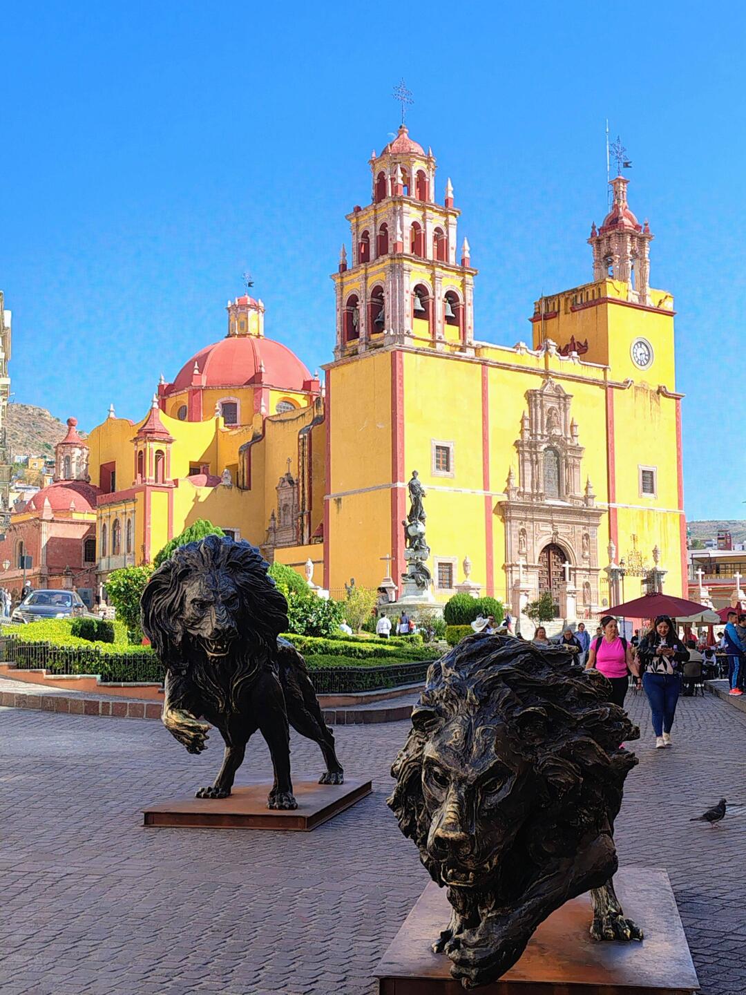 Am Plaza de la Paz gelegen - die Inglesia de Nuestra Señora de Guanajuato