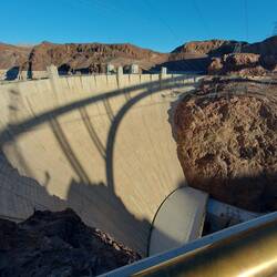 Stsumauer und da unten waren wir.