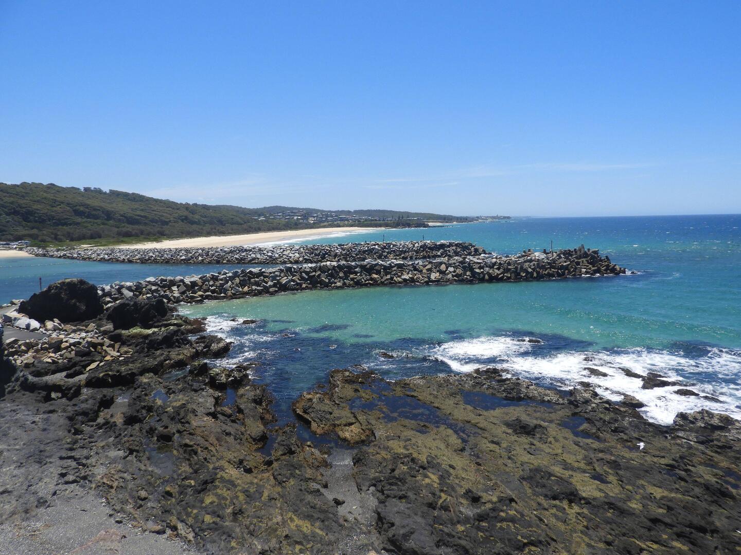 Narooma breakwall