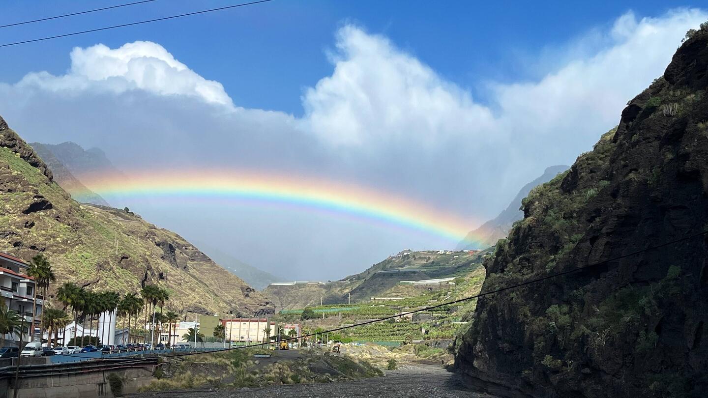 Mit einem Regenbogen 🌈 bei Tazacorte gestartet