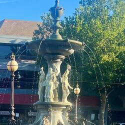 The fountain at the start of Pall Mall, Bendigo