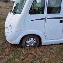 Der kommt das ohne Traktor nicht mehr raus!