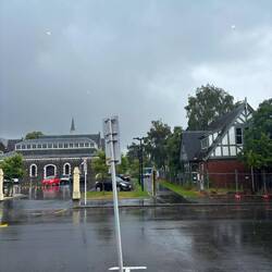 Regen vanuit het hostel...