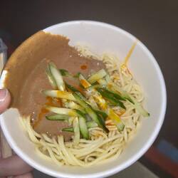 Nouilles aux cacahuètes Michelin