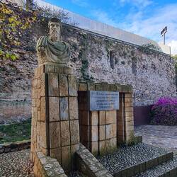 Der war bestimmt auch wichtig und posthum bestimmt auch ein Guter