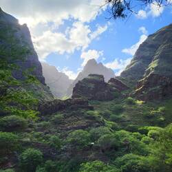 Das sichere Tal? Ribeira de Inferno ist erreicht.